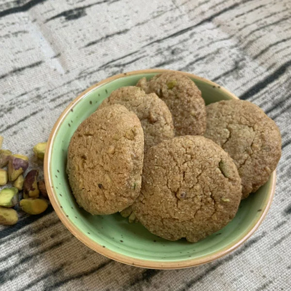 עוגיות טחינה עם שברי פיסטוק
