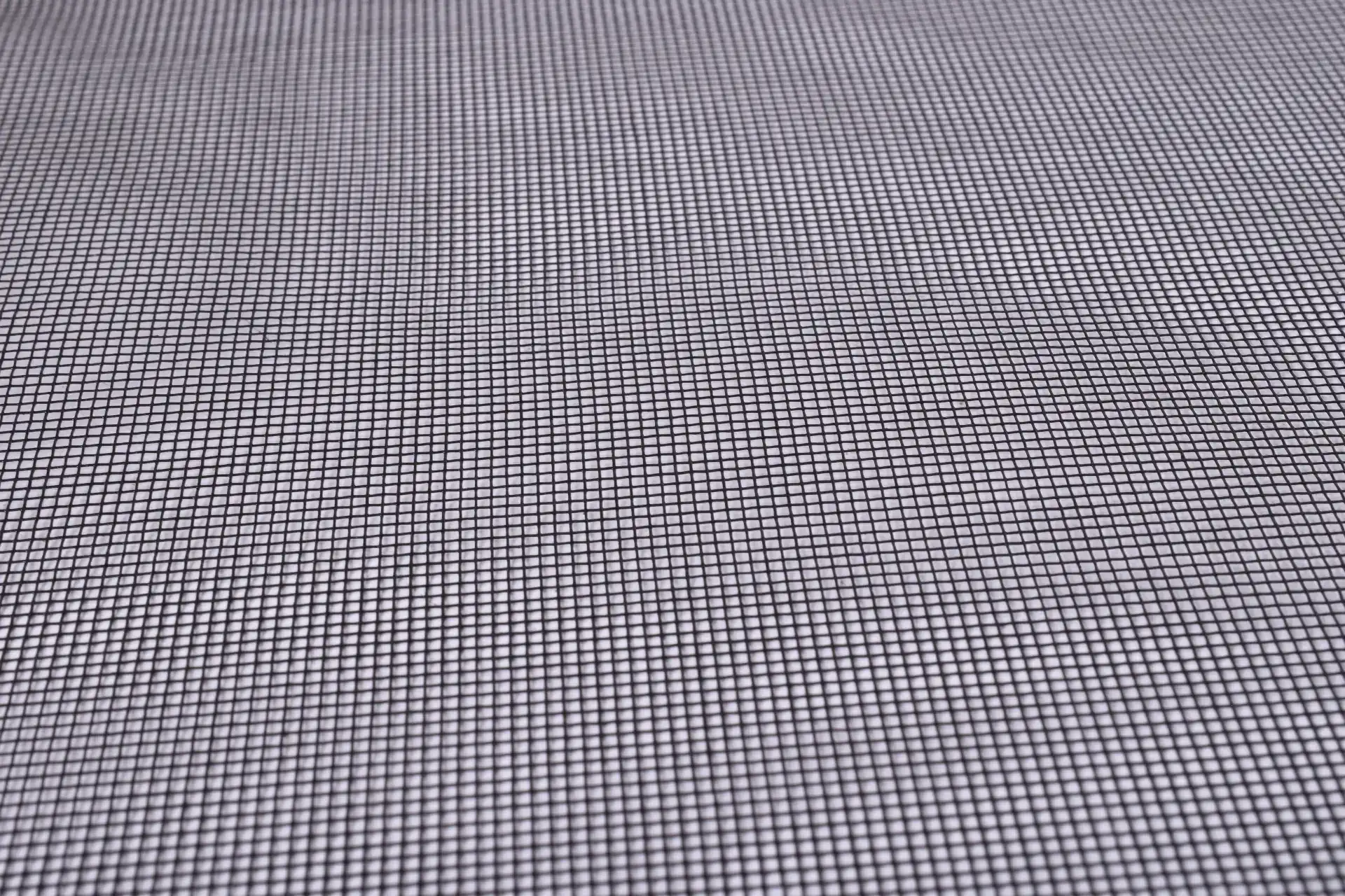 רשת יתושים שקופה