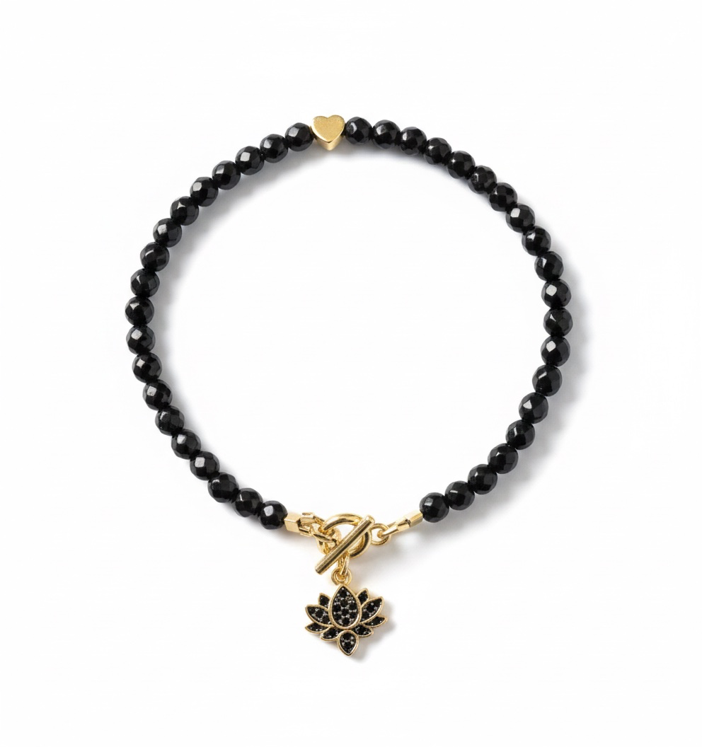 צמיד אוניקס שחור עם לוטוס בהתאמה אישית | מאושרת