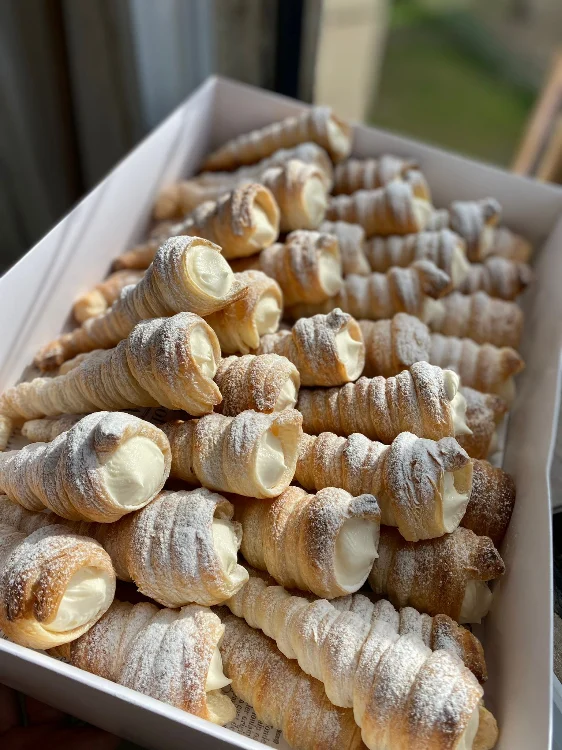 גלידות במילוי