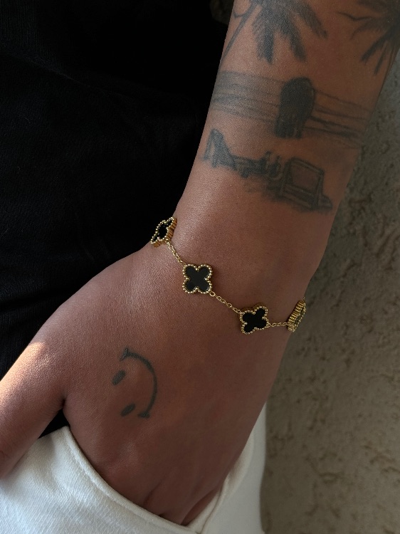 צמיד תלתן שחור זהב