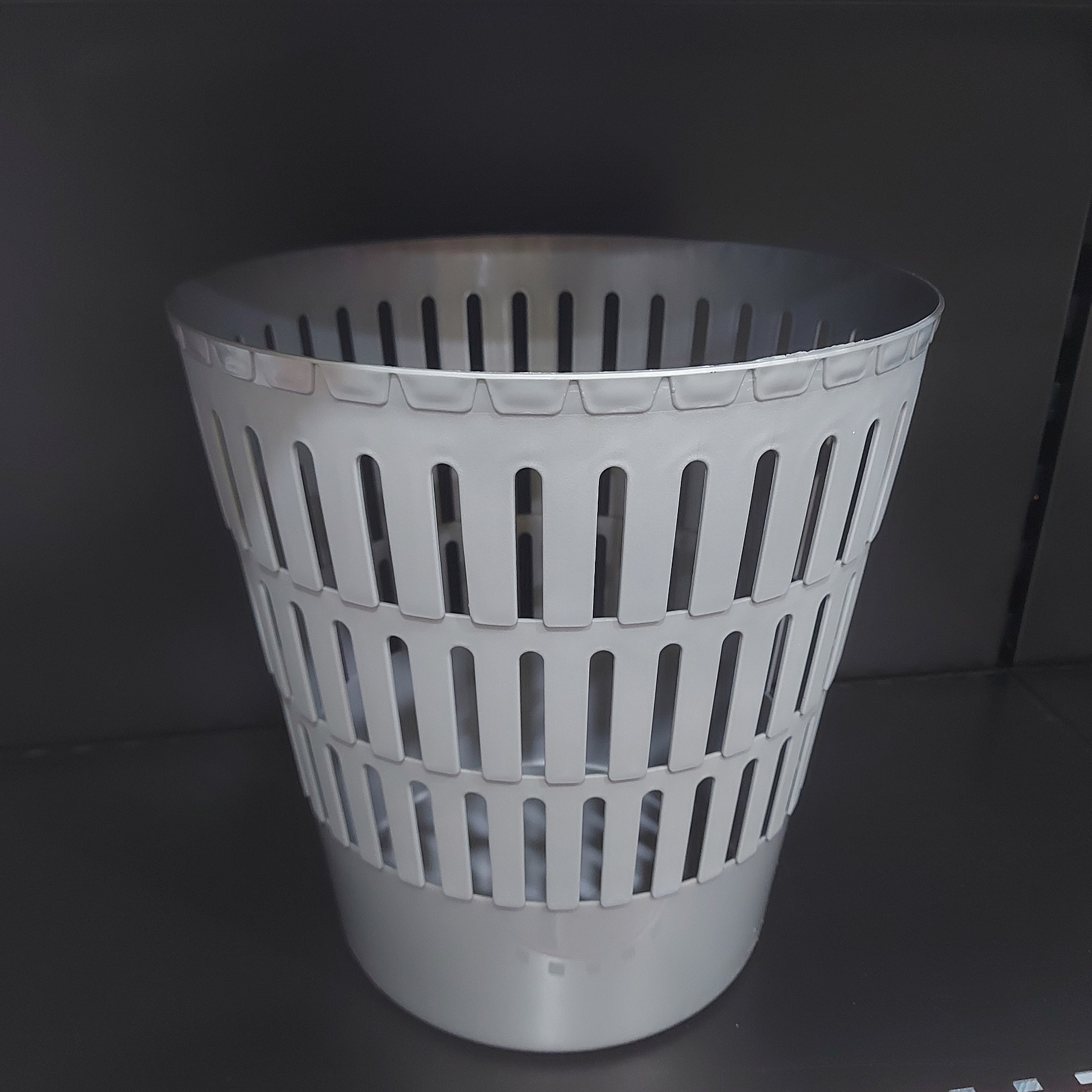 פח אשפה משרדי