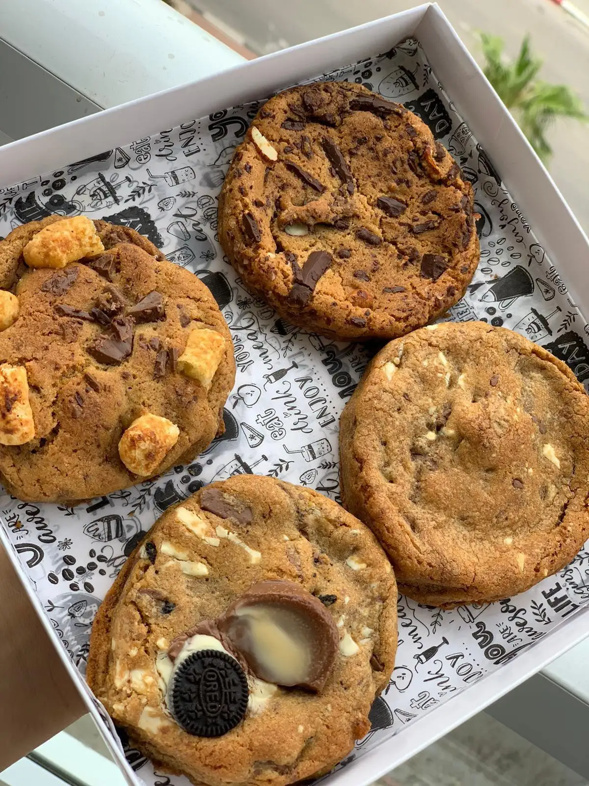 העין רואה והבטן רוצה לאכול