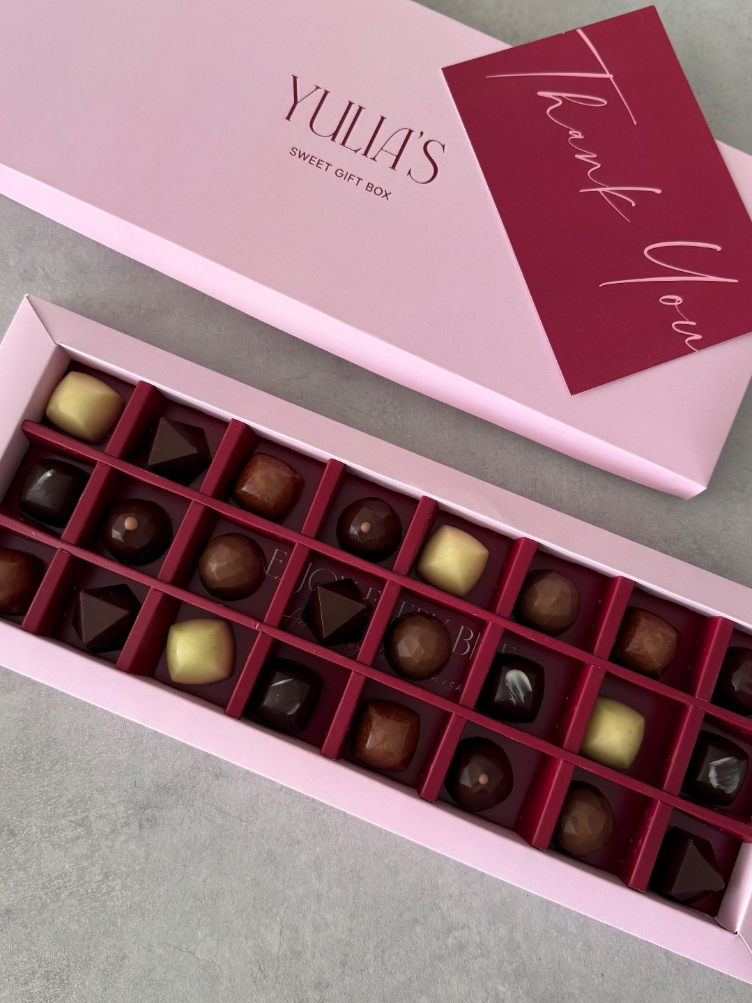 מארז 24 פרלינים