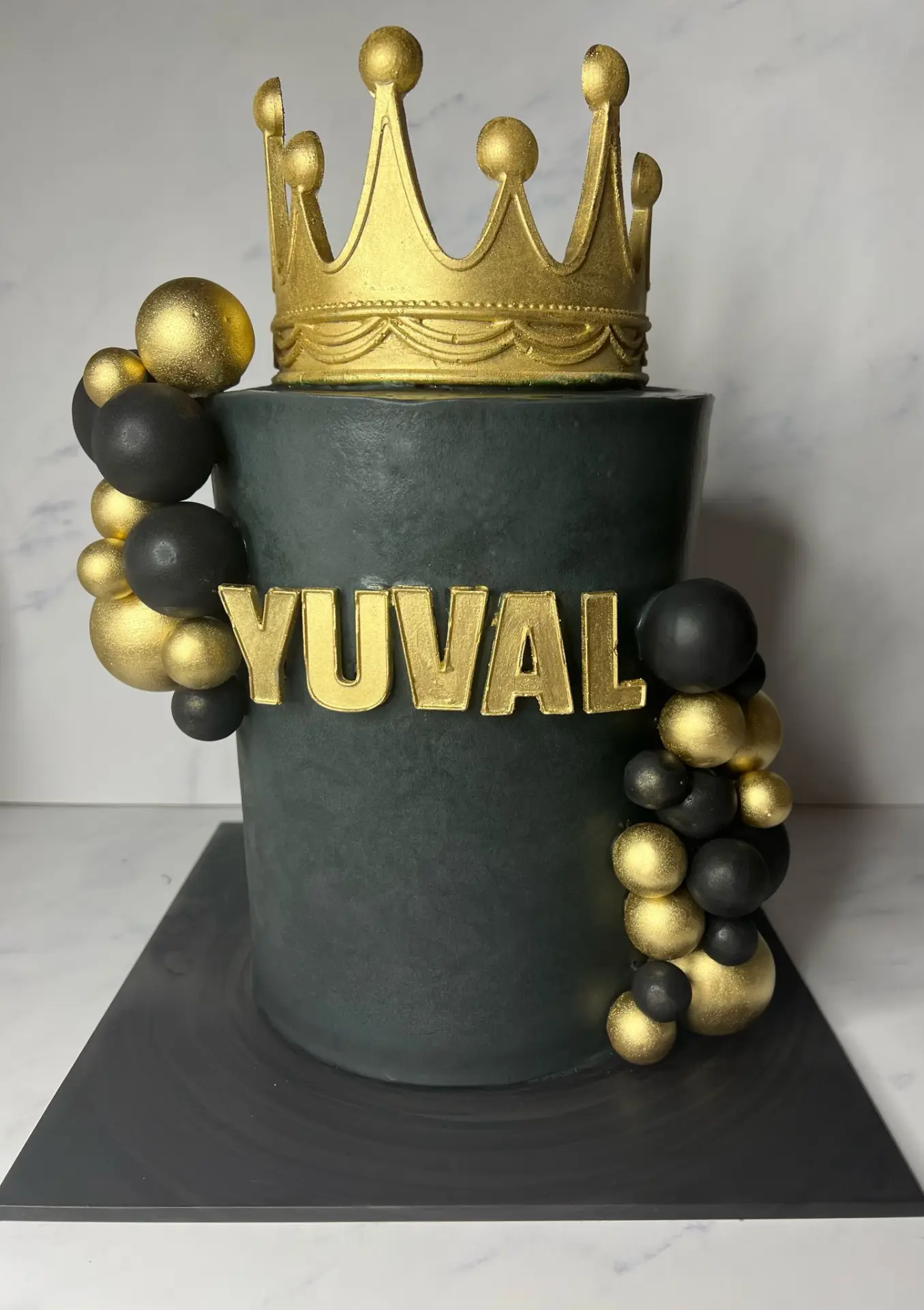 עוגה עם אביזרים | Ya-Ya Patisserie