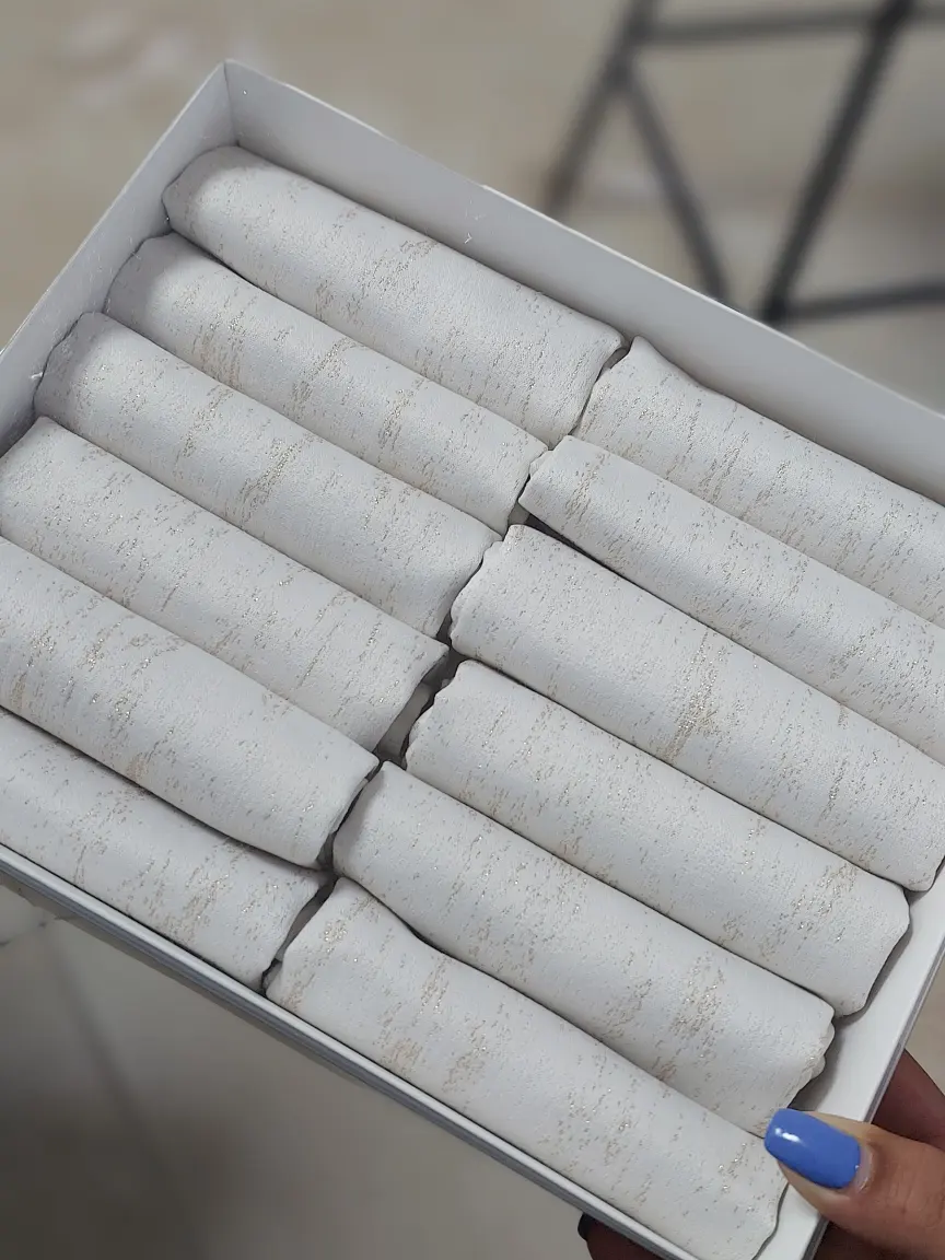 מארז מפיות וחבקים