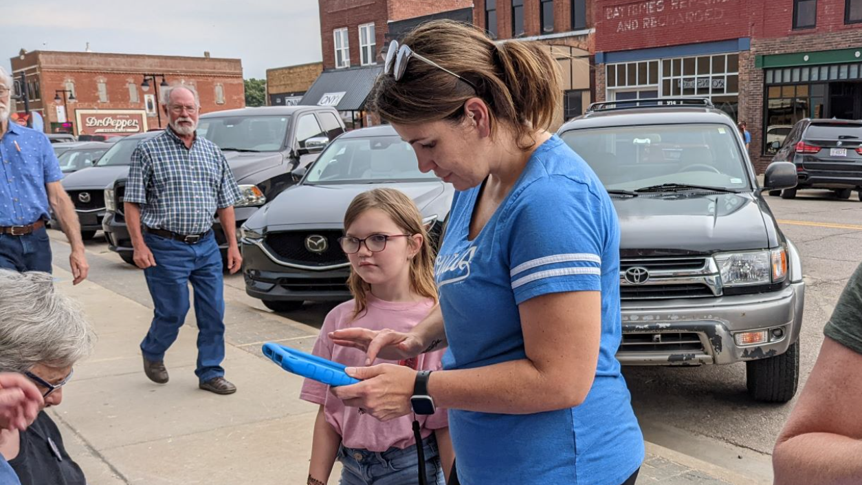 NOTO First Friday Artwalk Voter Engagement