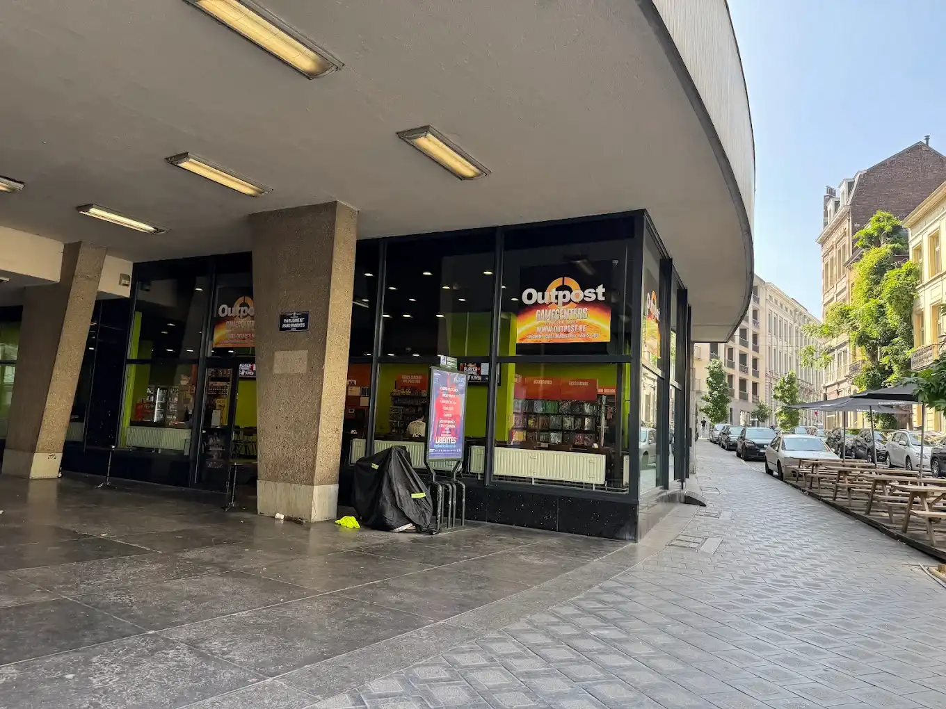 Outpost Brussels Gamecenter