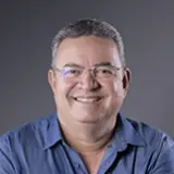 Foto de Múcio Angelim