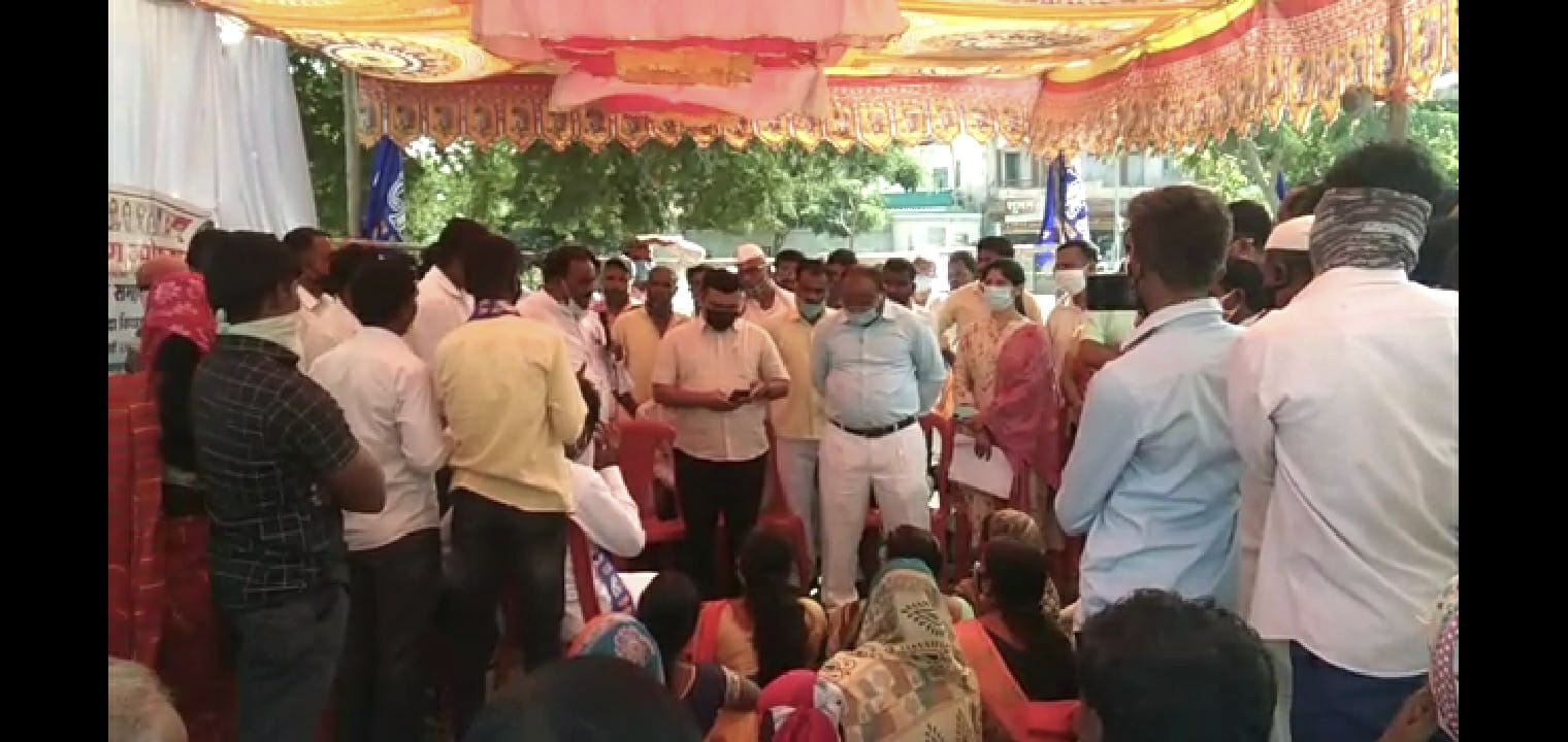  बहुजन समाजपार्टीच्याावतीने आमरण उपोषण 