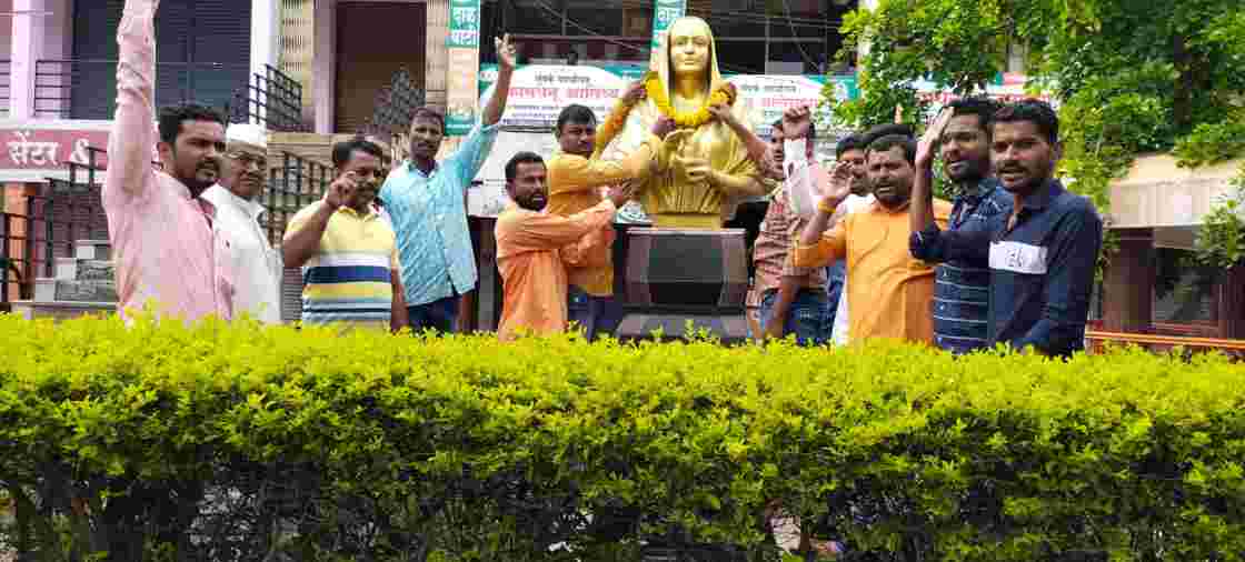 पुण्यश्लोक अहिल्यादेवी होळकर यांच्या कार्याचा जागर करण्यासाठी एकत्र या - प्रकाश भैय्या सोनसळे 
अध्यक्ष धनगर समाज महाराष्ट्र राज्य 
