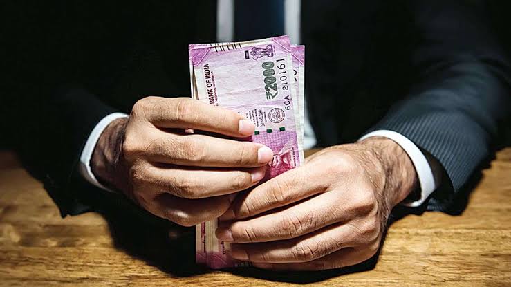 आयडीबीआय बँक शाखेत बनावट कागदपत्रे सादर करून  लाखो रुपयांचा गंडा.
