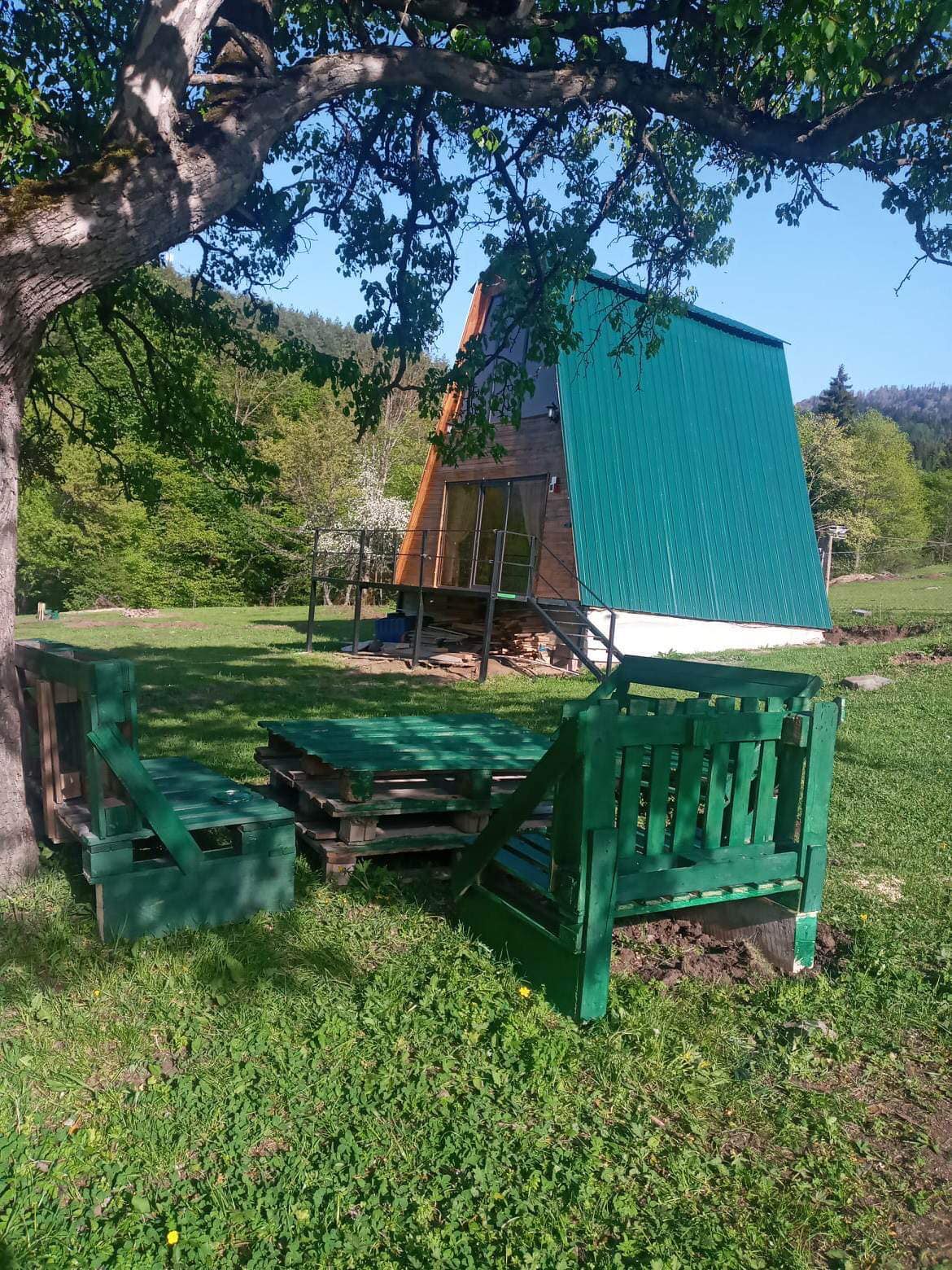 Photo of Hut in the Forest - Qokhi Tkeshi