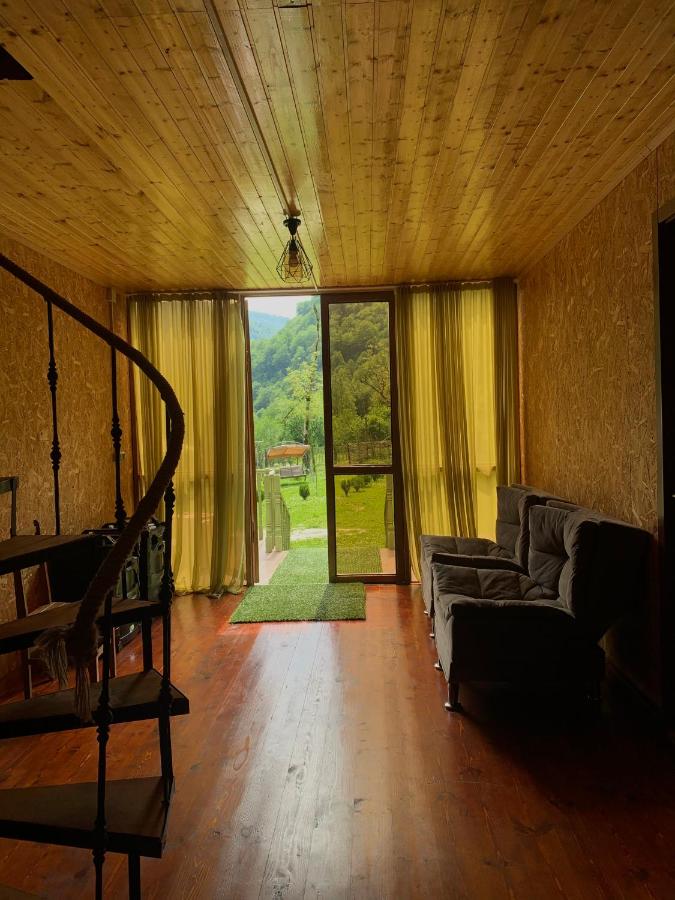 Photo of Nahei Cottage surrounded by mountains and canyon