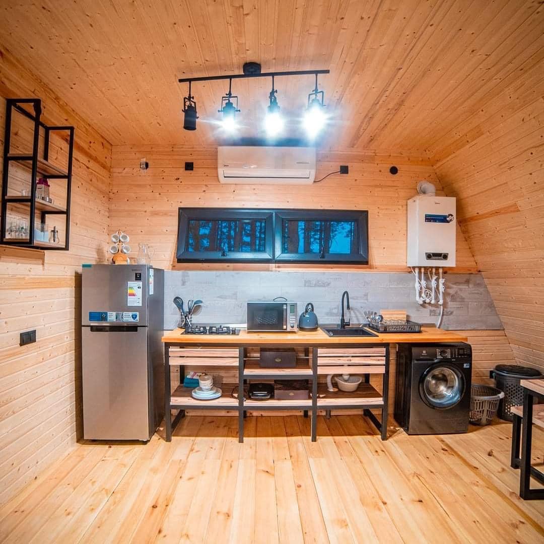 Photo of Park Hotel Surami Chalet