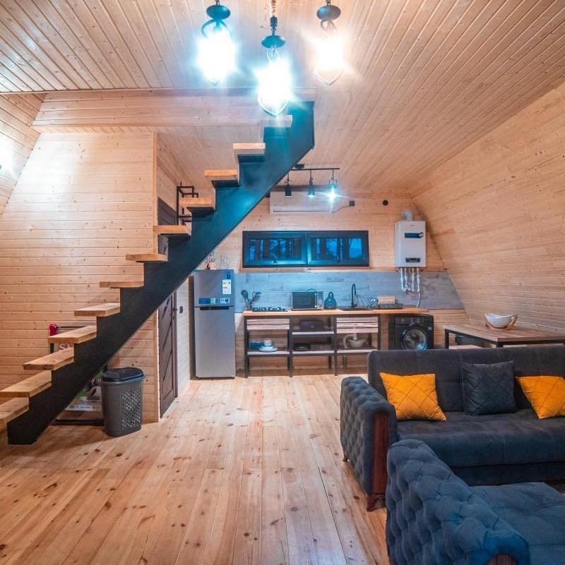 Photo of Park Hotel Surami Chalet