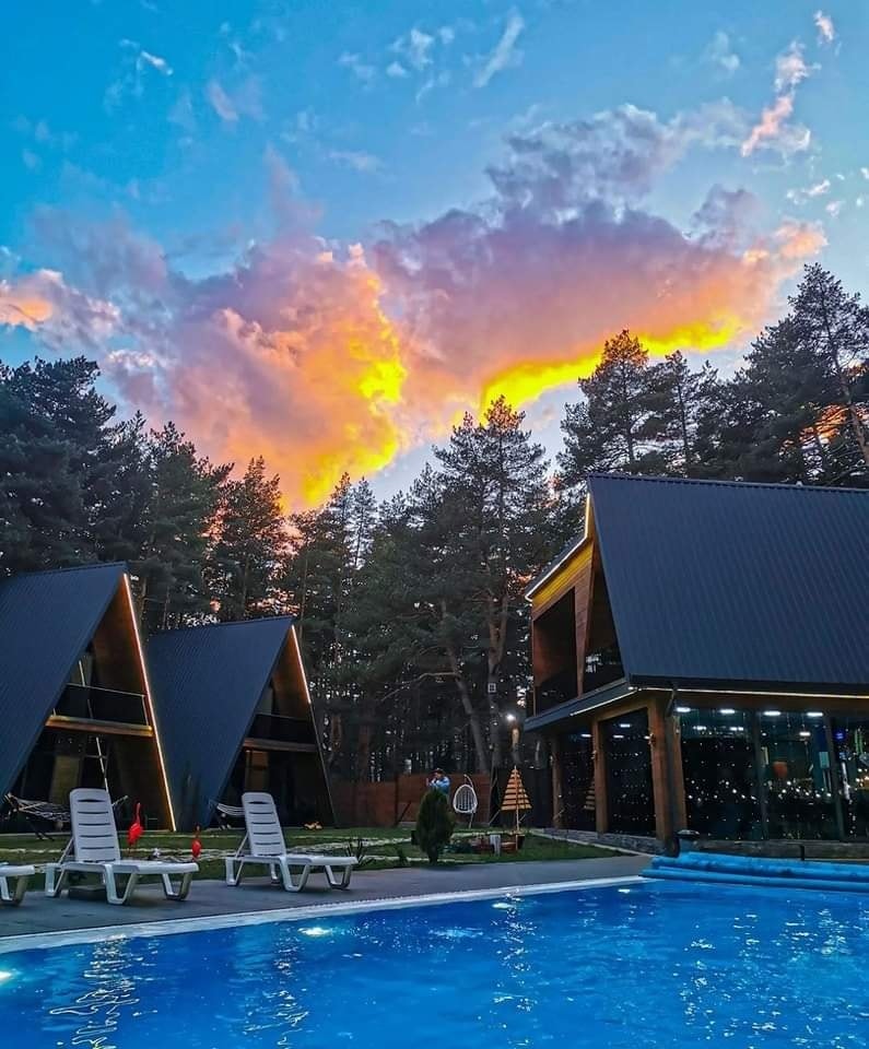 Photo of Park Hotel Surami Chalet