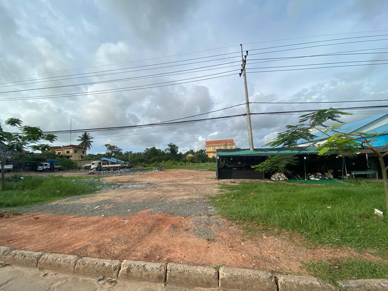 ដីសំរាប់លក់