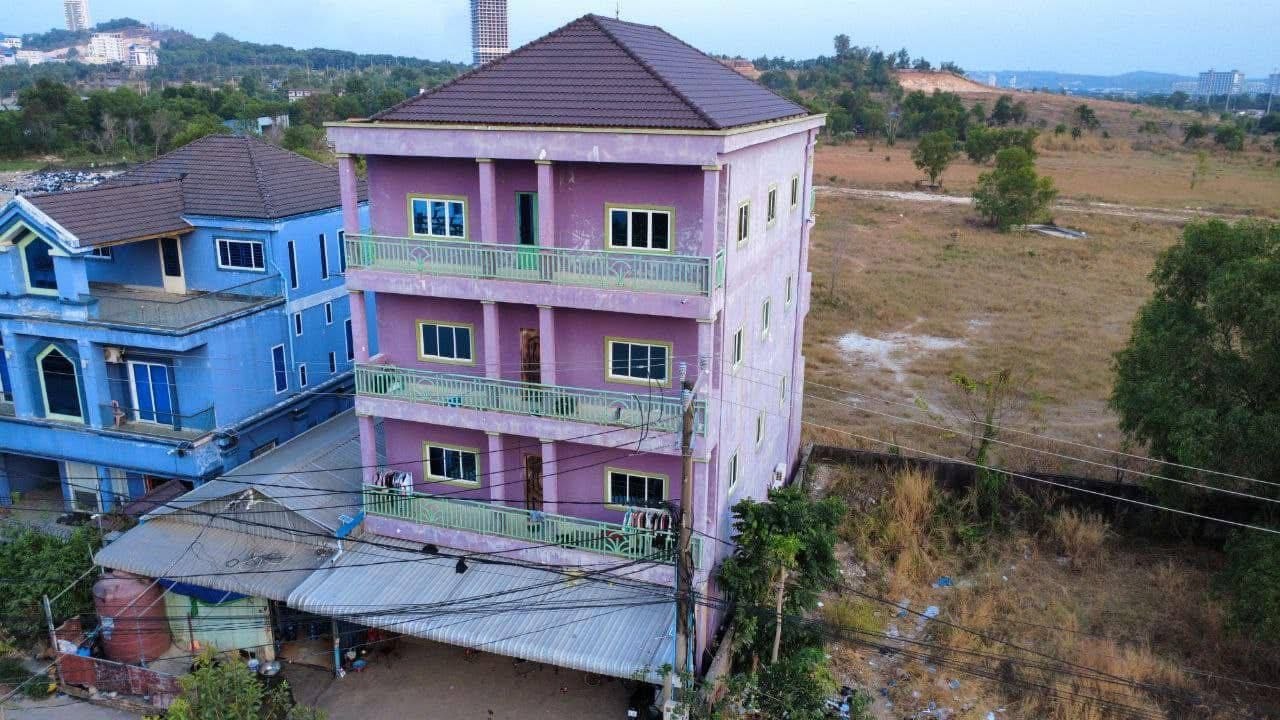 អាគារសំរាប់លក់