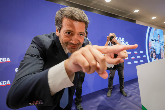 André Ventura assume liderança nas intenções de voto para as Presidenciais de 2026