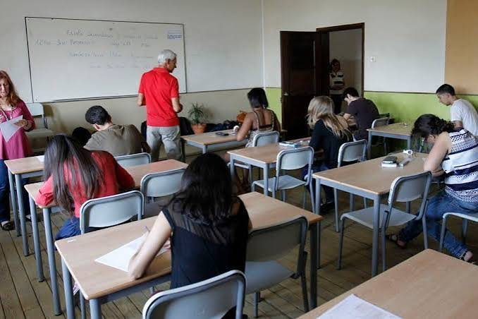 SPM denuncia desastre: Madeira corta docentes a meio