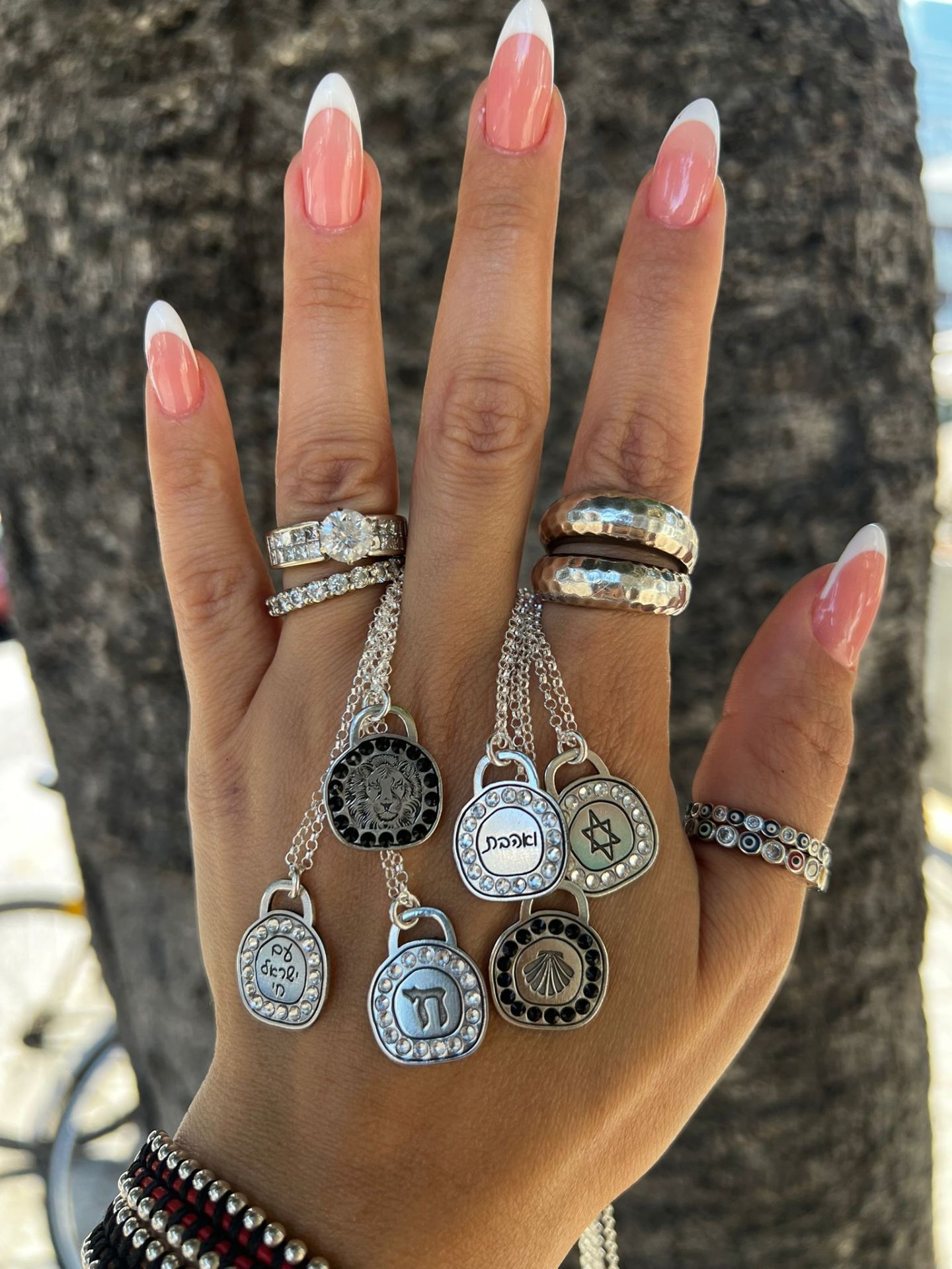 inbound7562765617076029630