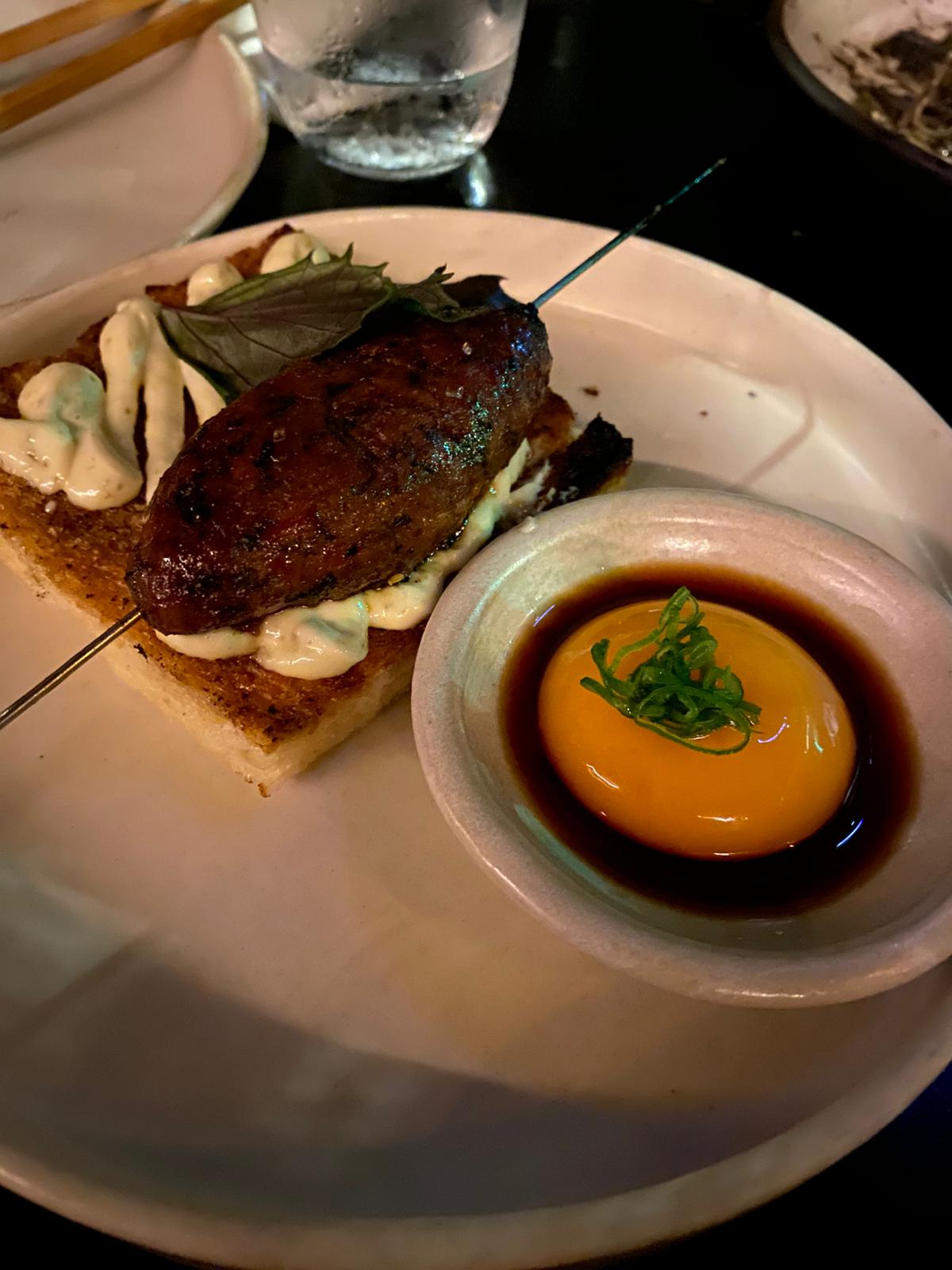 Private foodies evening tour in Tel Aviv