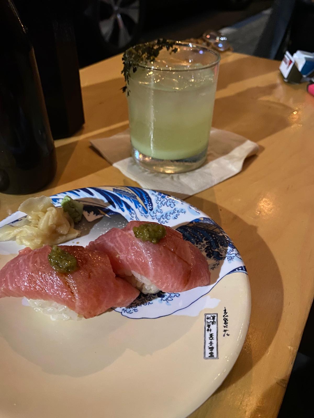 Private foodies evening tour in Tel Aviv