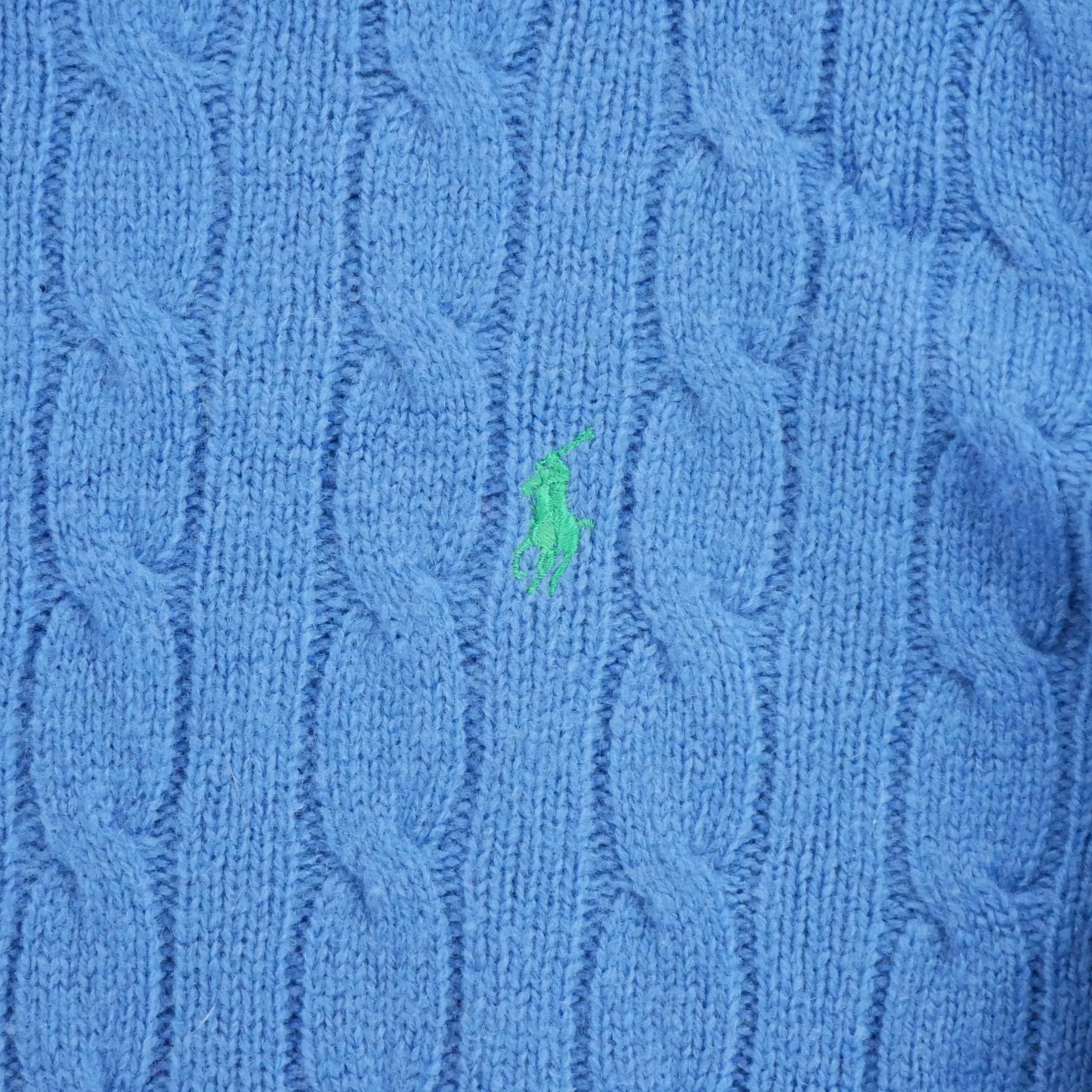 Pull Femme  en maille torsadée 4