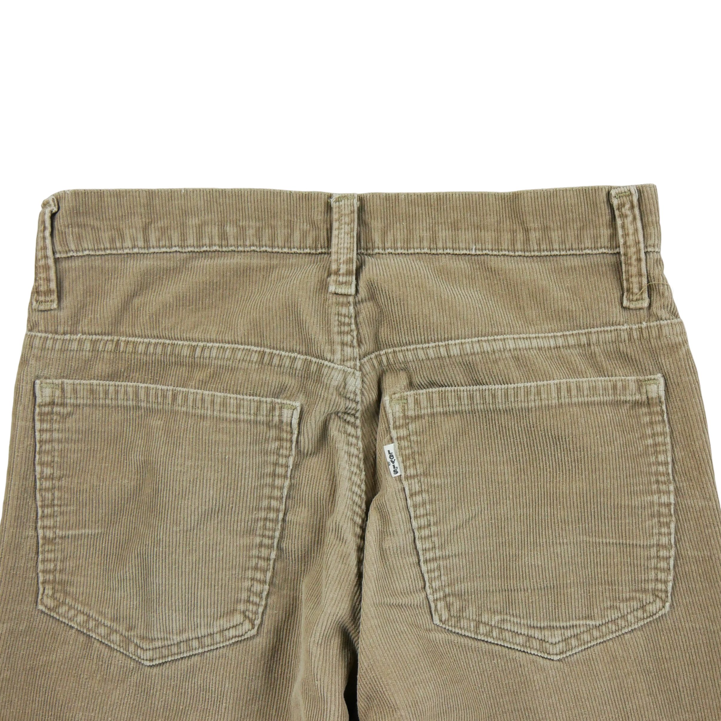 Pantalon Femme velours côtelé Levis 4