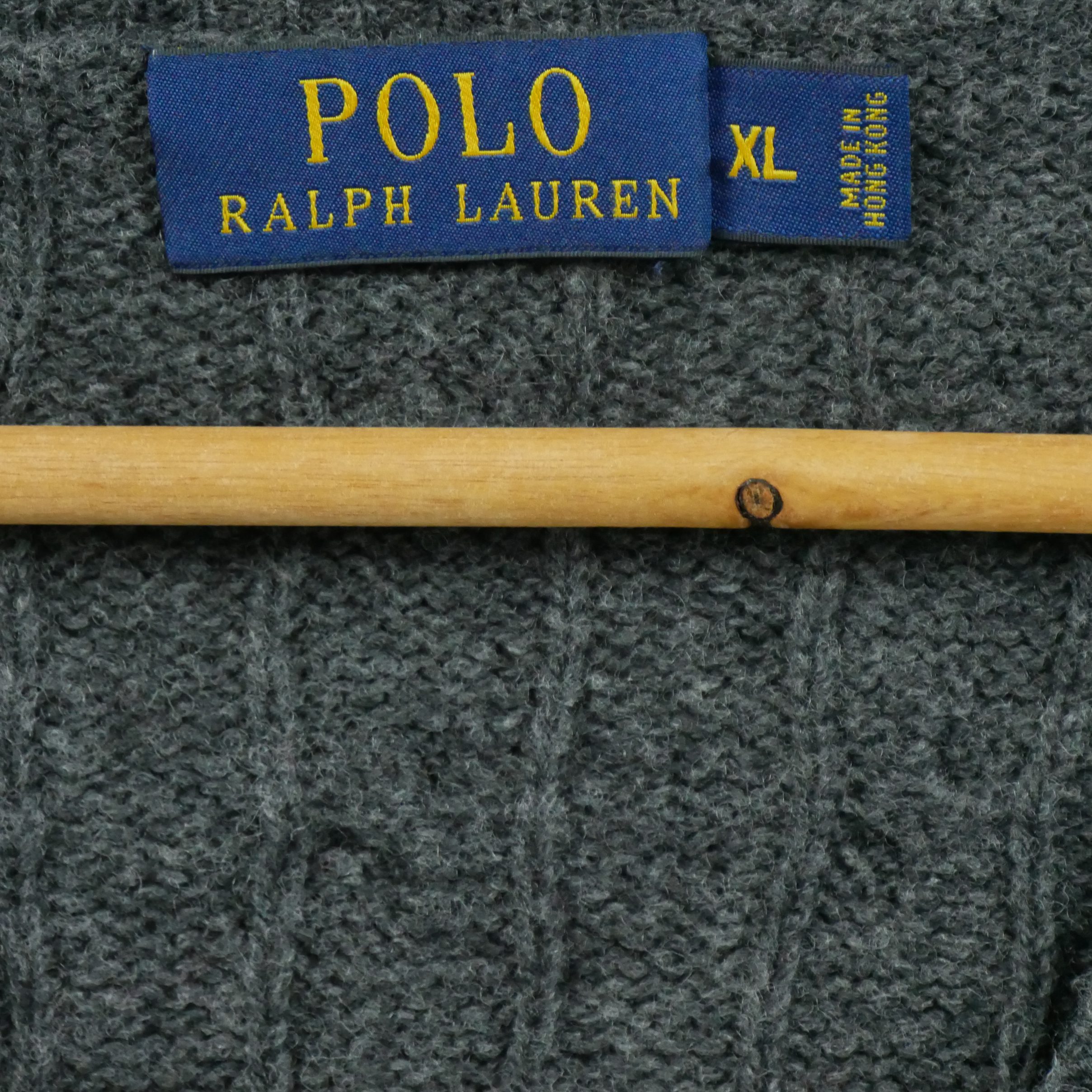Pull Femme  en maille torsadée 6