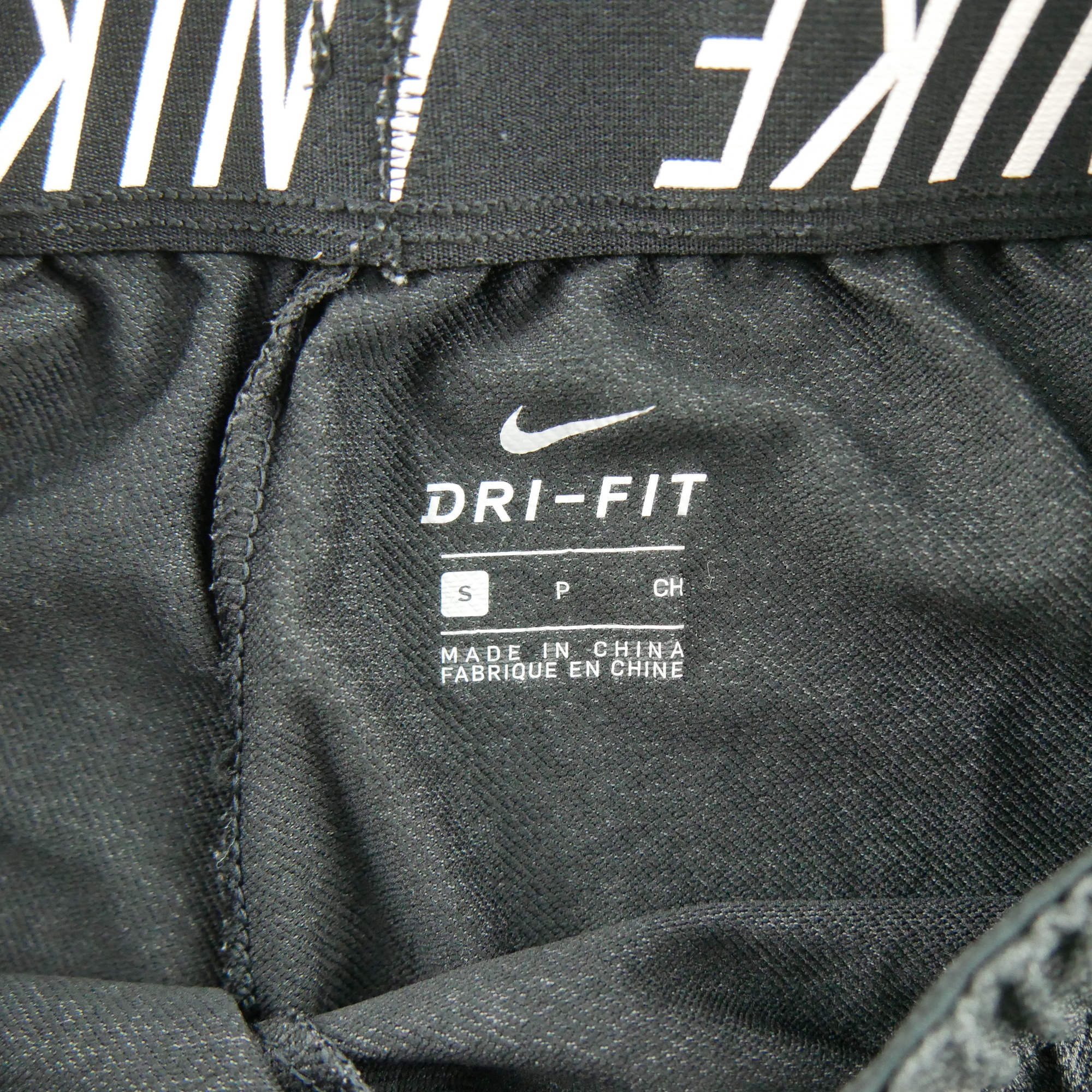 Short Femme  Dri-Fit Gris 7
