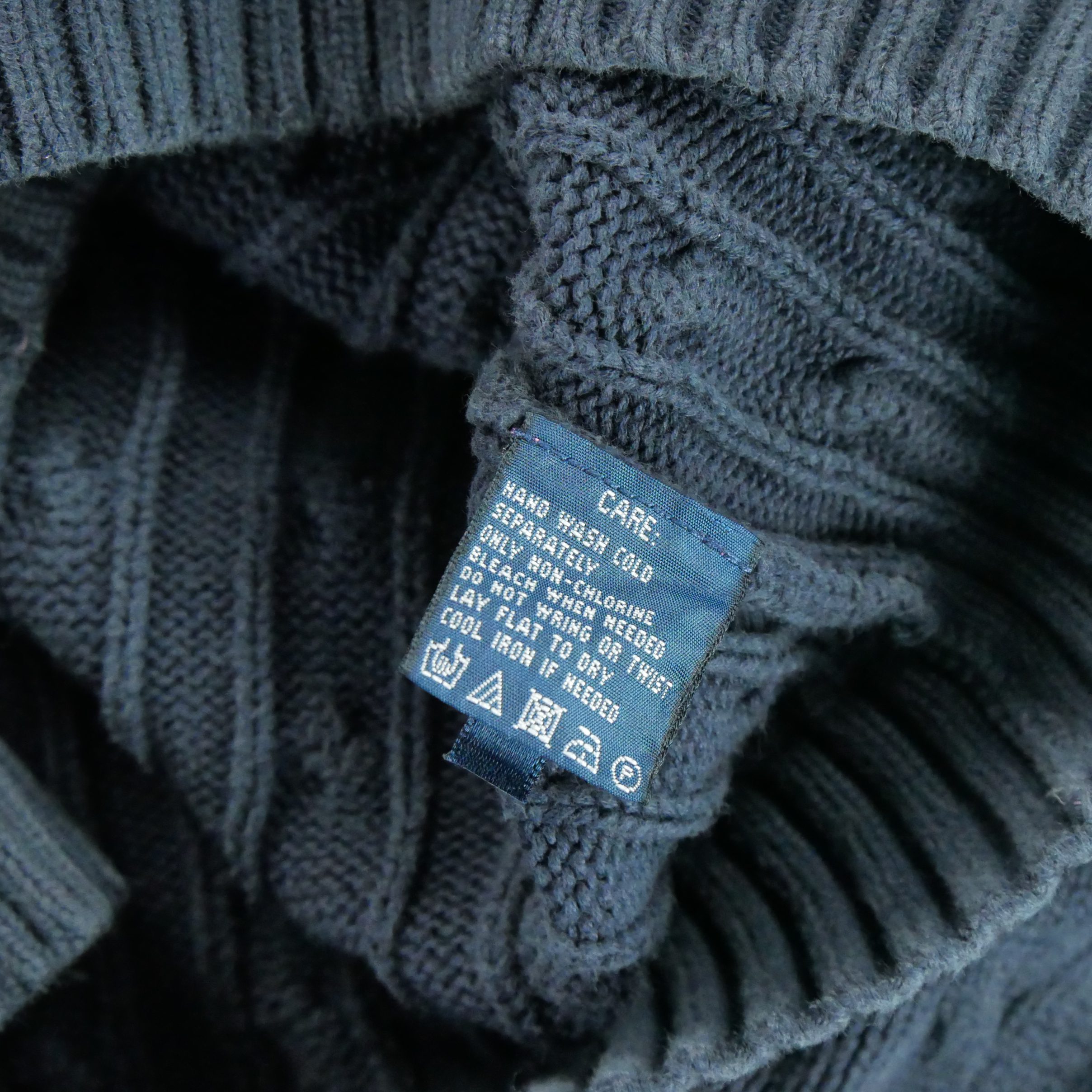Pull Femme  en maille torsadée 6