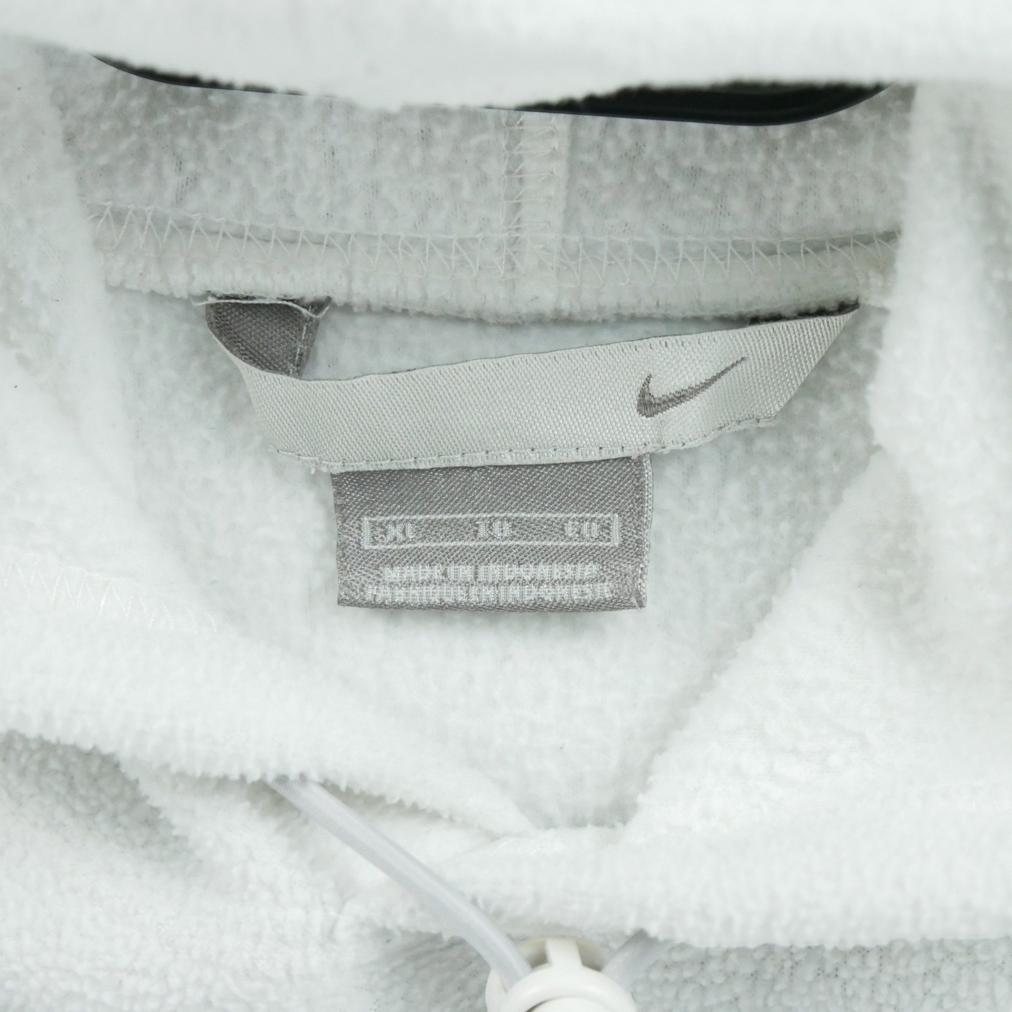 Pull polaire Nike 10
