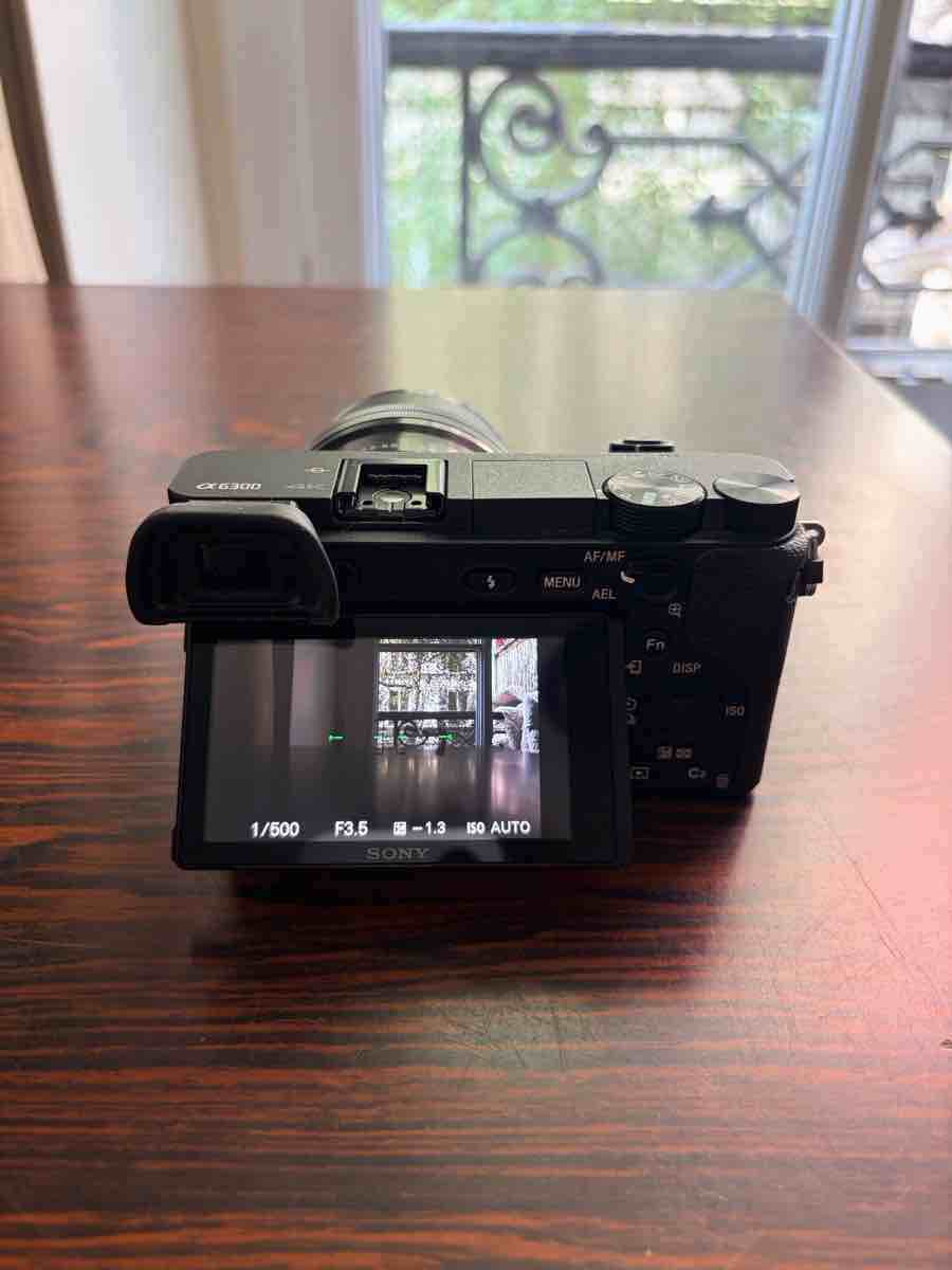 Sony A6300 + Objectif et garantie 3