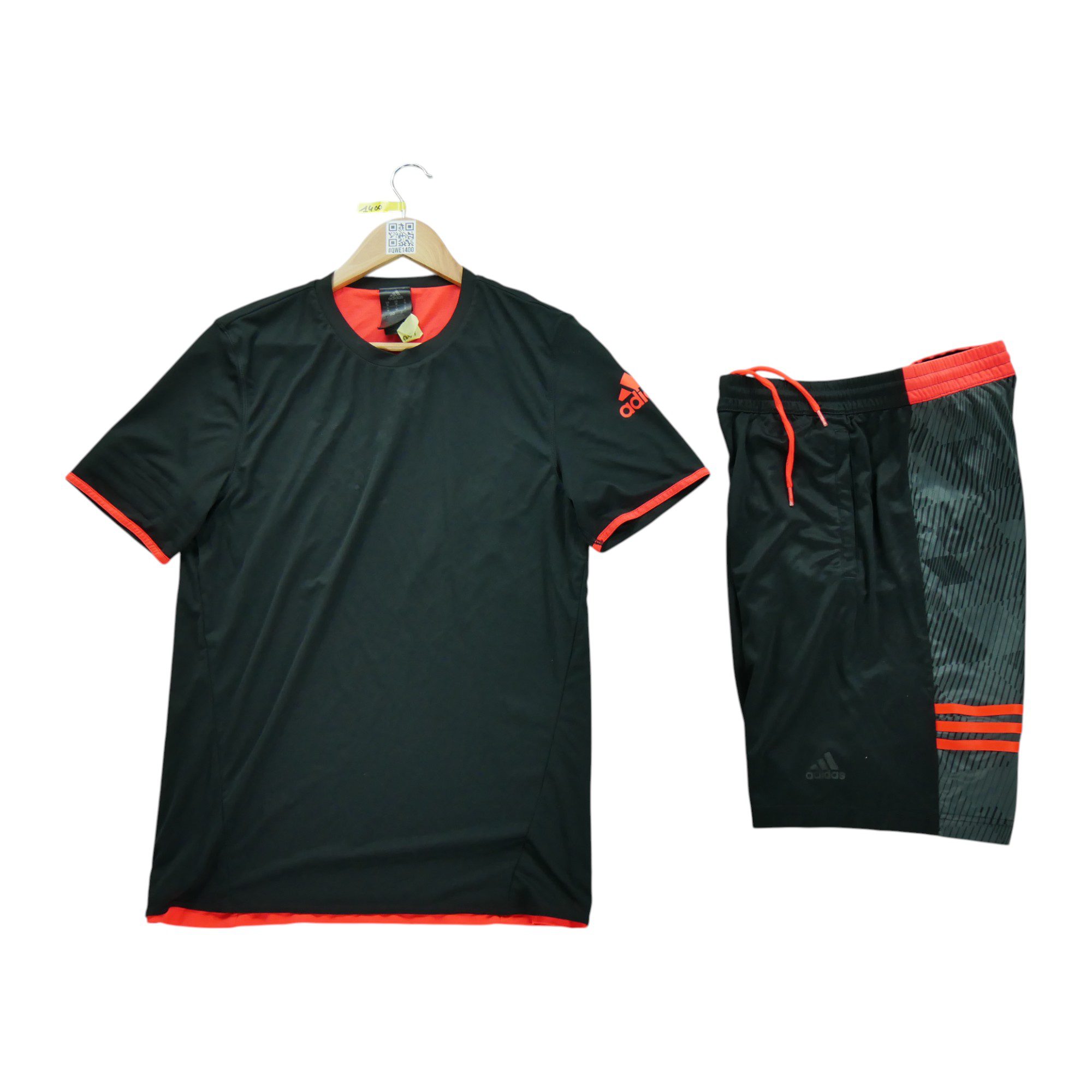 T-Shirt et Short Adidas Noir - Bon état
