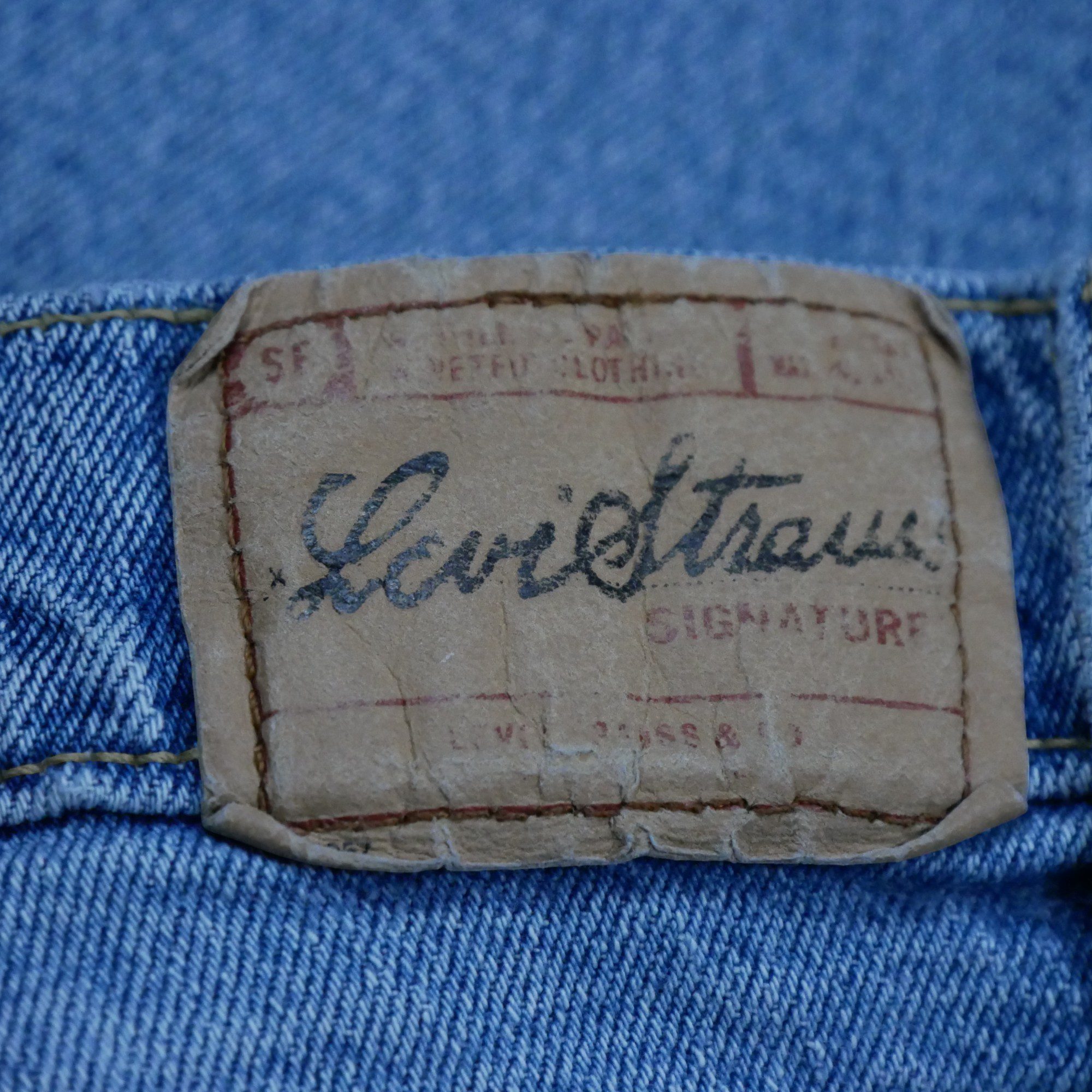 Jean Femme Levis Lowrise Flare 9