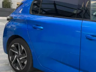 Peugeot 308 1.2 2023 Bencina AZUL foto 8