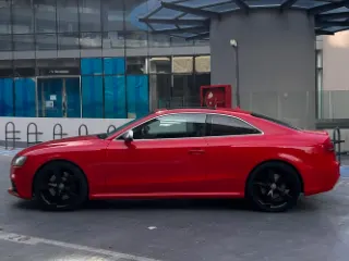 Audi RS5 4.2 2011 Bencina ROJO foto 4