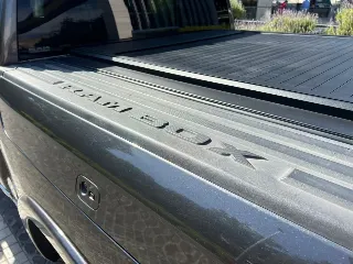 Ram 1500 5.7 2021 Bencina NEGRO foto 7
