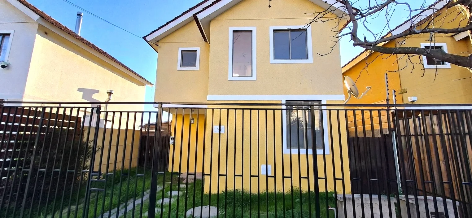 Imagen de Venta de linda casa recién remodelada, 3 dormitorios, en Peñablanca. 121 M$.