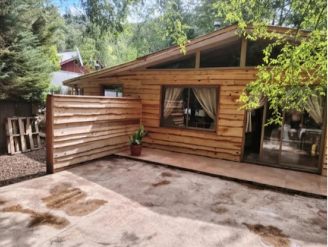 Imagen de SE VENDE PARCELA DE 900MT2 CON CASA DE 3D-2B. CERCANA A PLAYA BLANCA DE LAGO CABURGUA