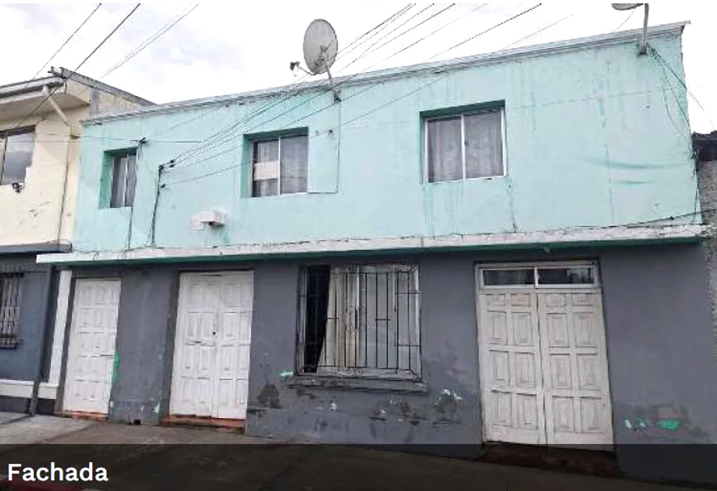 Imagen de CASA DE 6D-3B, SECTOR RESIDENCIAL DE LO PRADO, CERCANO A LÍNEA DE METRO.