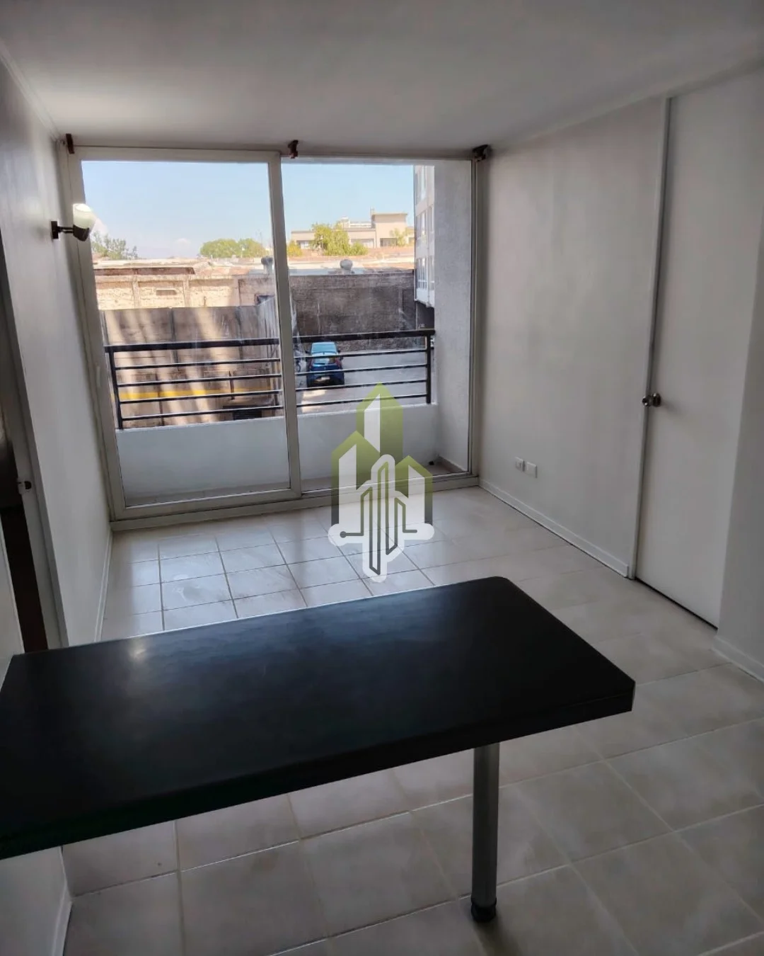 Imagen de VENTA DEPARTAMENTO DE 2D-1B. CERCANO A LINEAS DE METRO PARQUE O´HIGGINS Y MATTA. SANTIAGO