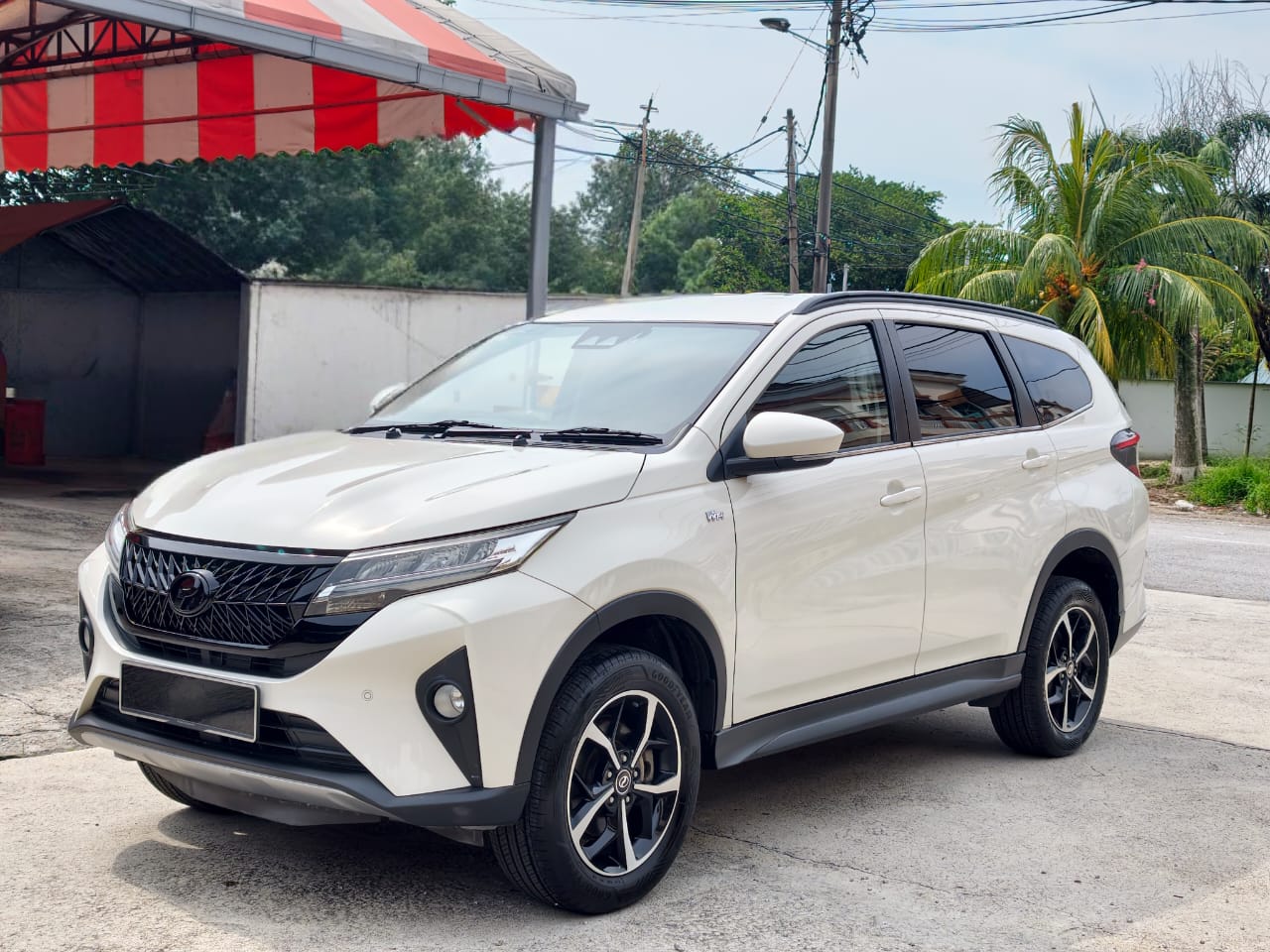 Perodua ARUZ 1.5 (A) AV ADVANCE  YEAR 2020