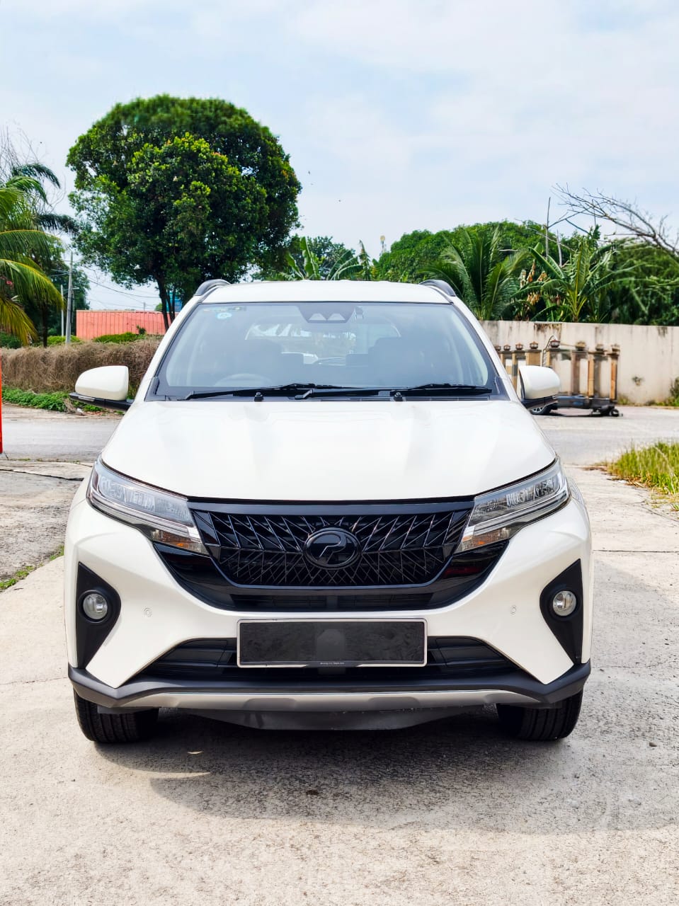 Perodua ARUZ 1.5 (A) AV ADVANCE  YEAR 2020 — photo 2