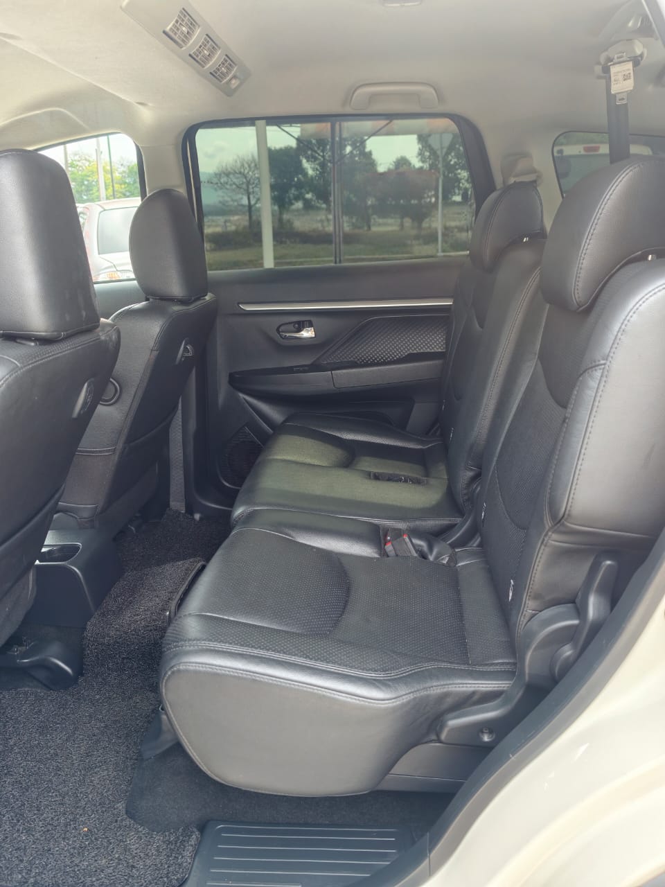 Perodua ARUZ 1.5 (A) AV ADVANCE  YEAR 2020 — photo 5