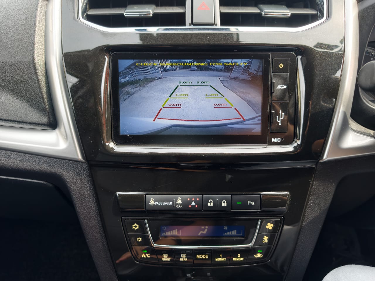 Perodua ARUZ 1.5 (A) AV ADVANCE  YEAR 2020 — photo 8