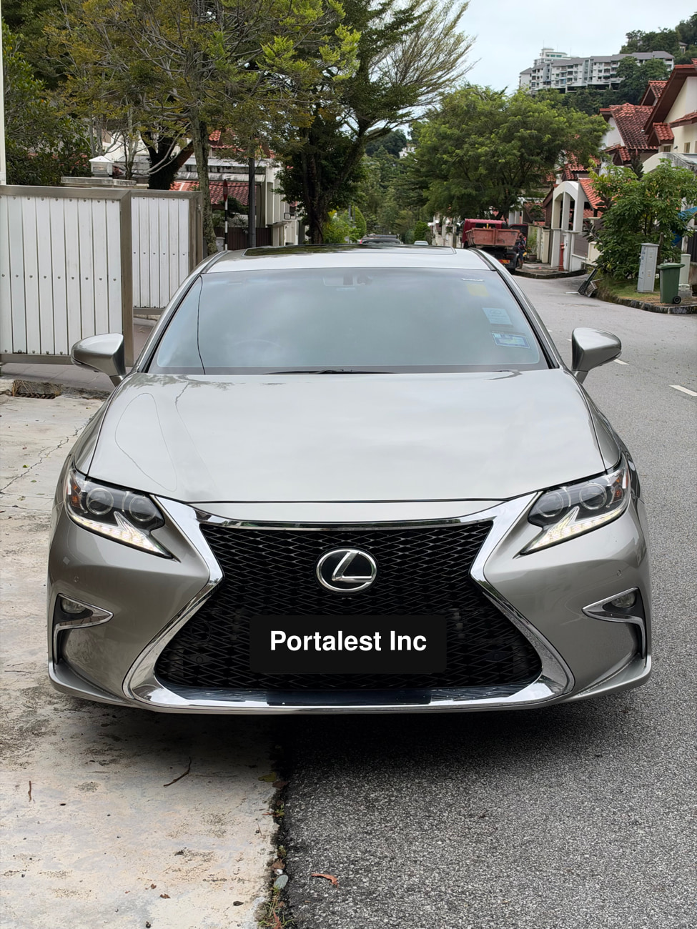 Lexus ES250 2015 Luxury — photo 3