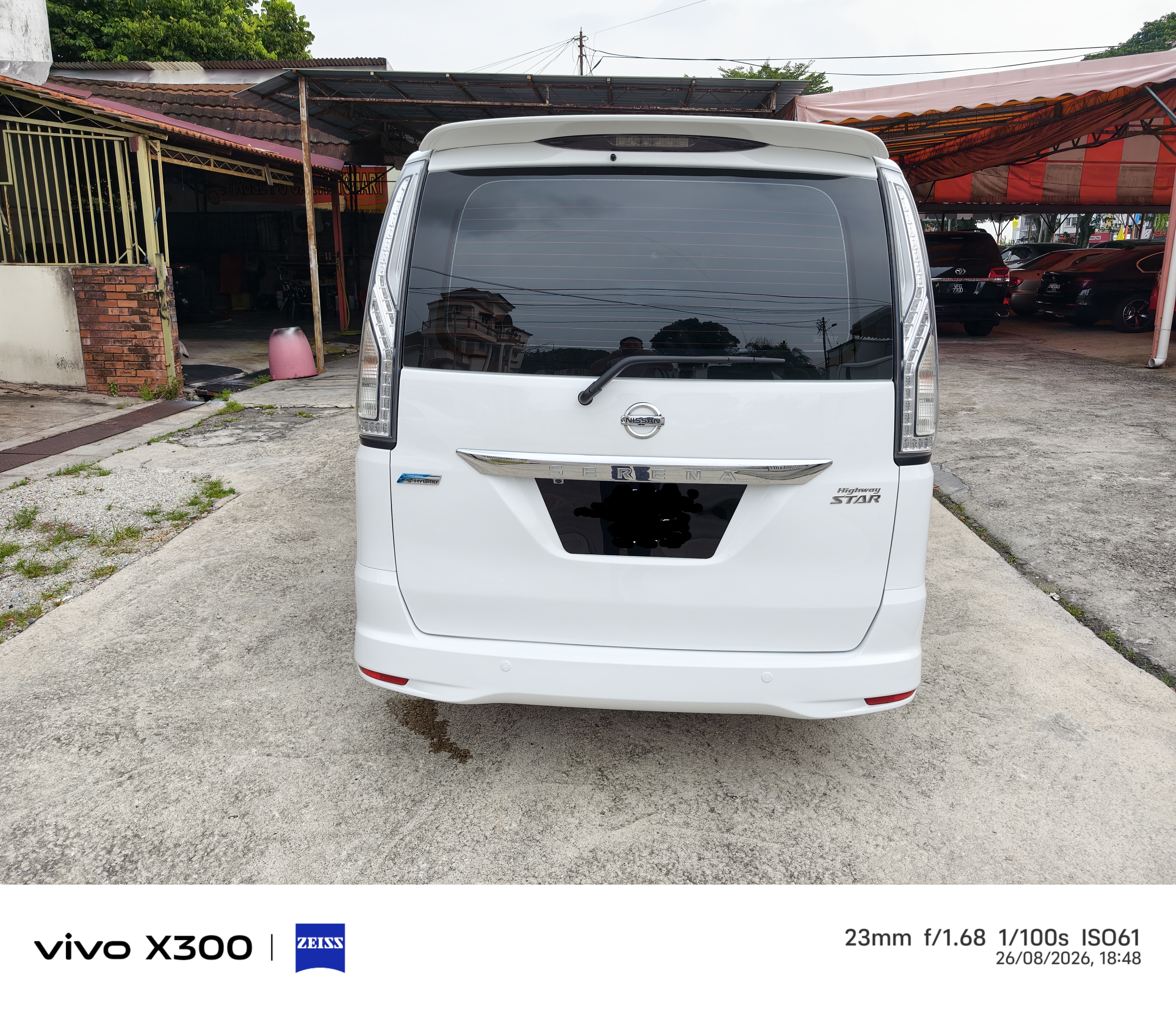 NISSAN SERENA 2.0(A)  CVT H/STAR S-HYBRID — photo 4